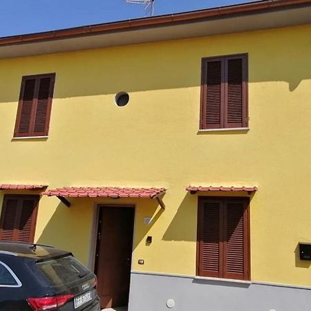 Enza'S Petite Maison Santa Croce sullʼ Arno エクステリア 写真